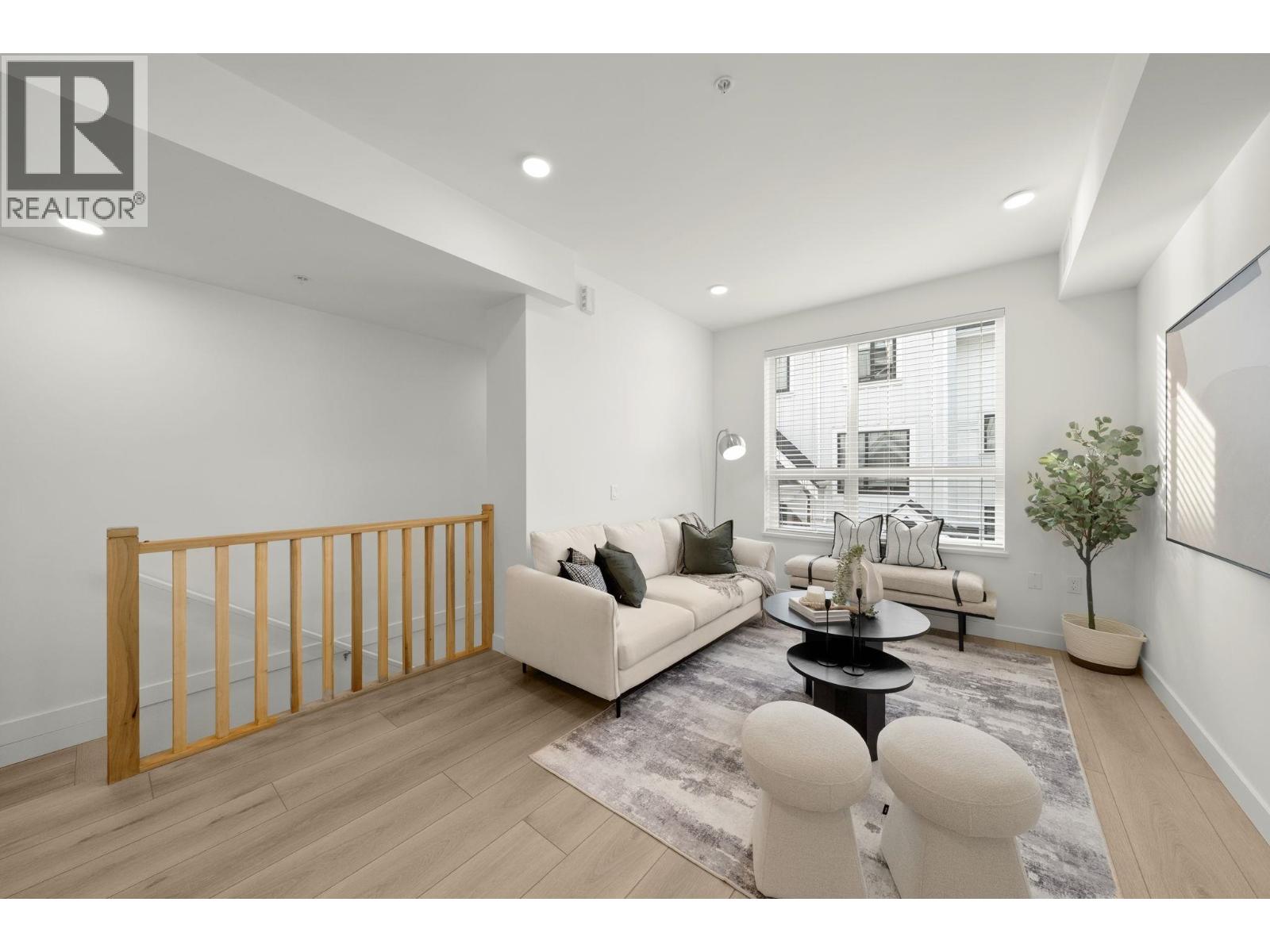 6 728 Lea Avenue, Coquitlam, British Columbia  V3J 0S1 - Photo 3 - R3129560