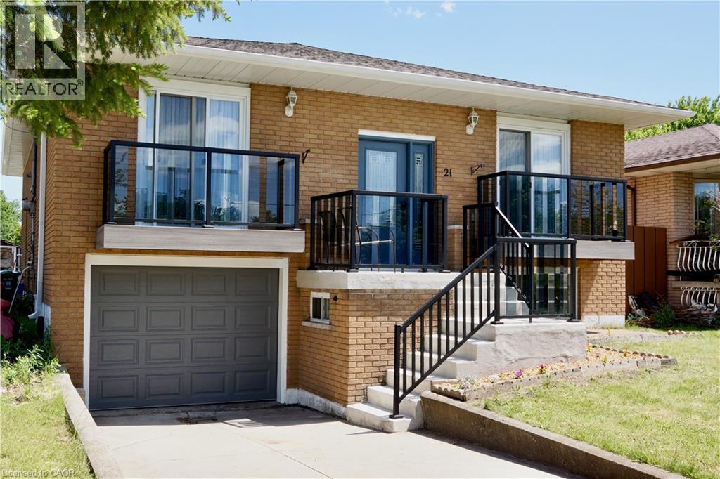 21 Deschene Avenue, Hamilton, Ontario  L9A 3J8 - Photo 3 - 40834721
