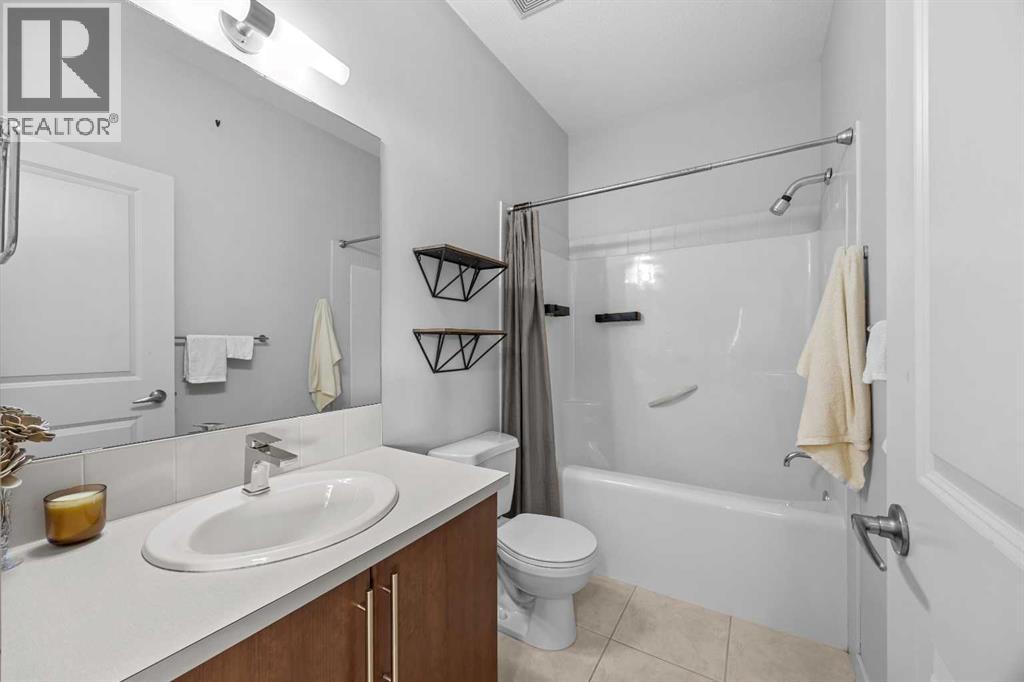 768 73 Street Sw, Calgary, Alberta  T3H 5V9 - Photo 21 - A2314518