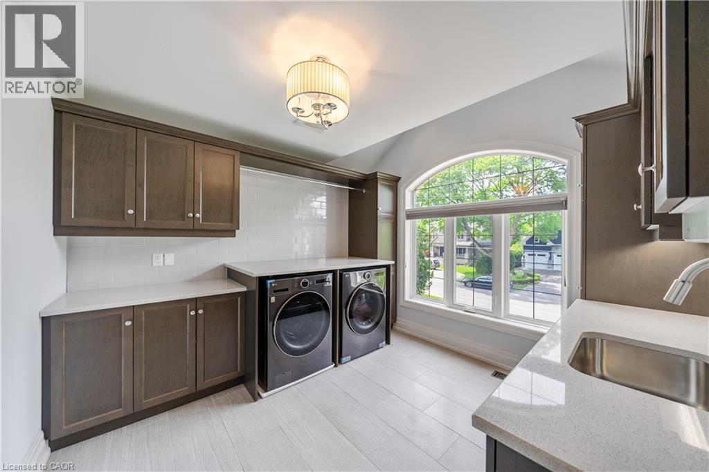 648 Cedar Avenue, Burlington, Ontario  L7T 2R5 - Photo 14 - 40834727