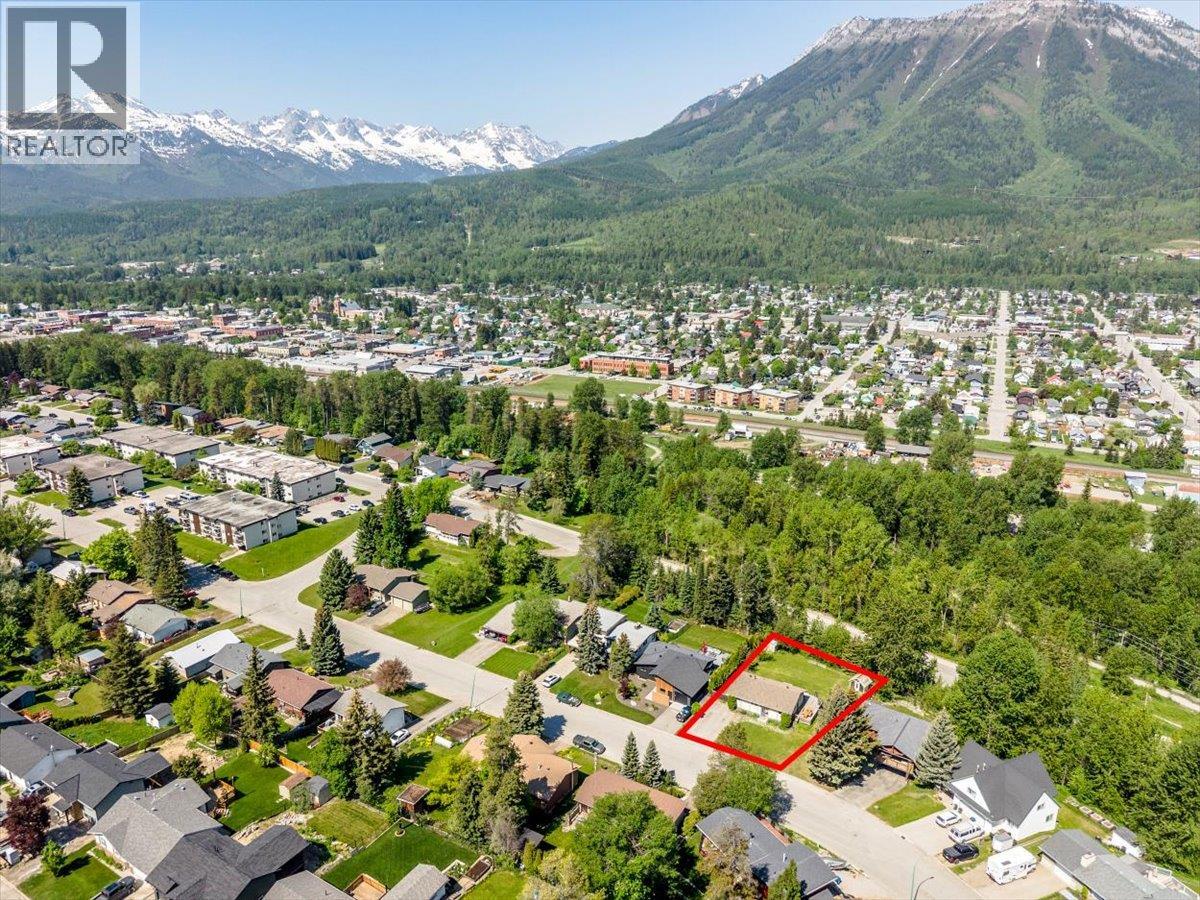 69 Ridgemont Drive, Fernie, British Columbia  V0B 1M2 - Photo 79 - 10389425