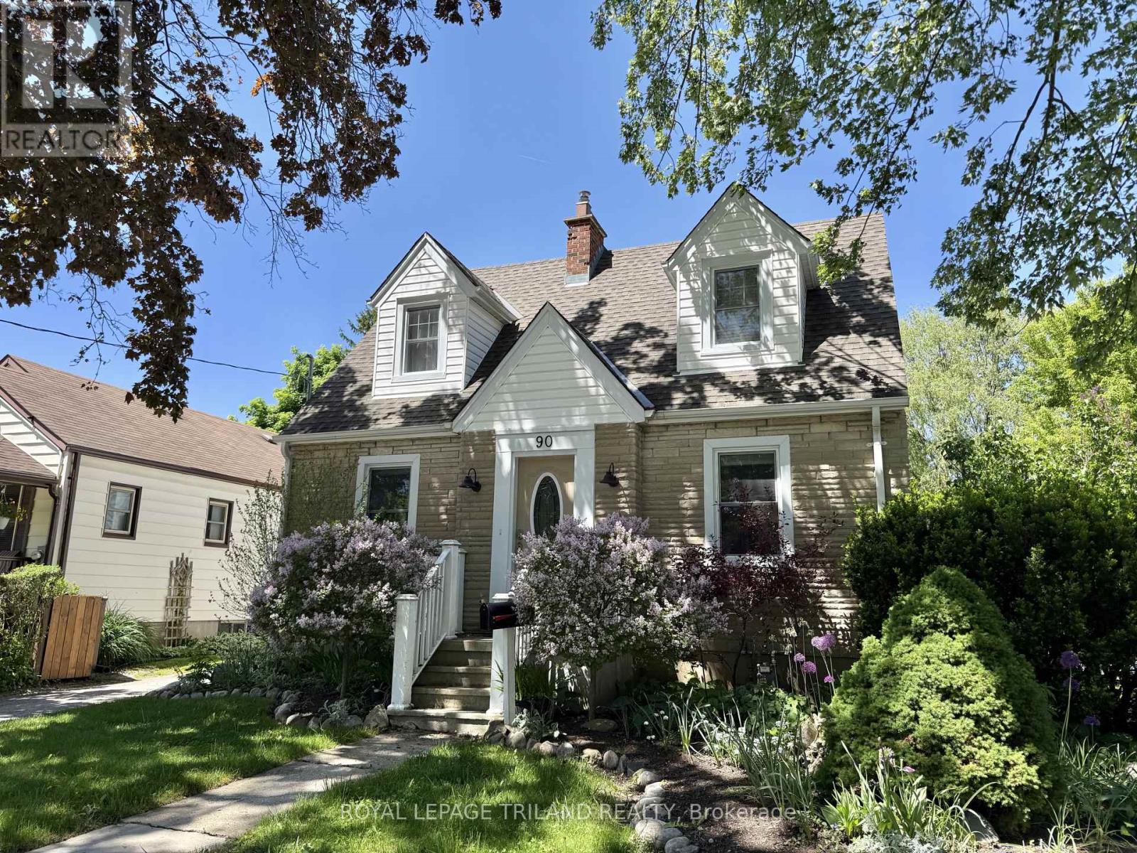 90 LOCUST STREET, St. Thomas, Ontario