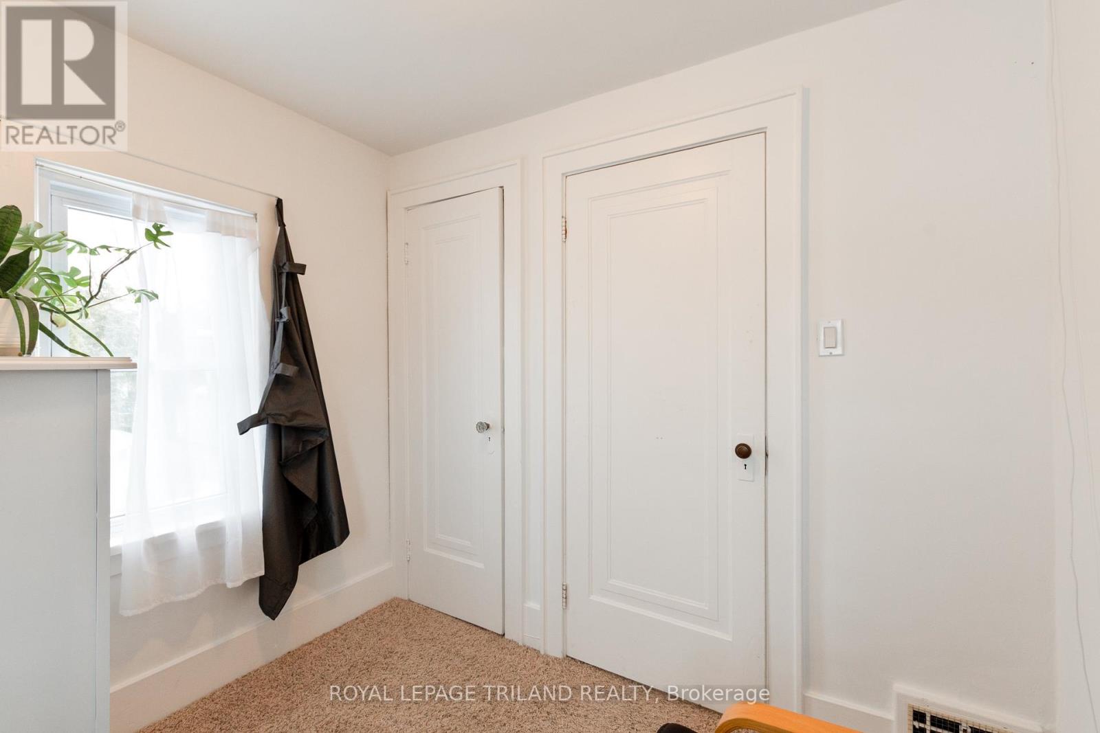 90 Locust Street, St. Thomas, Ontario  N5R 2C4 - Photo 23 - X12814406