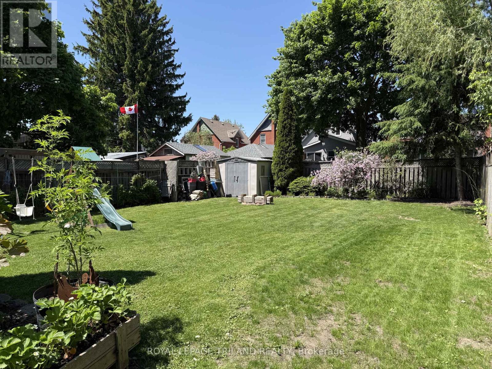 90 Locust Street, St. Thomas, Ontario  N5R 2C4 - Photo 35 - X12814406