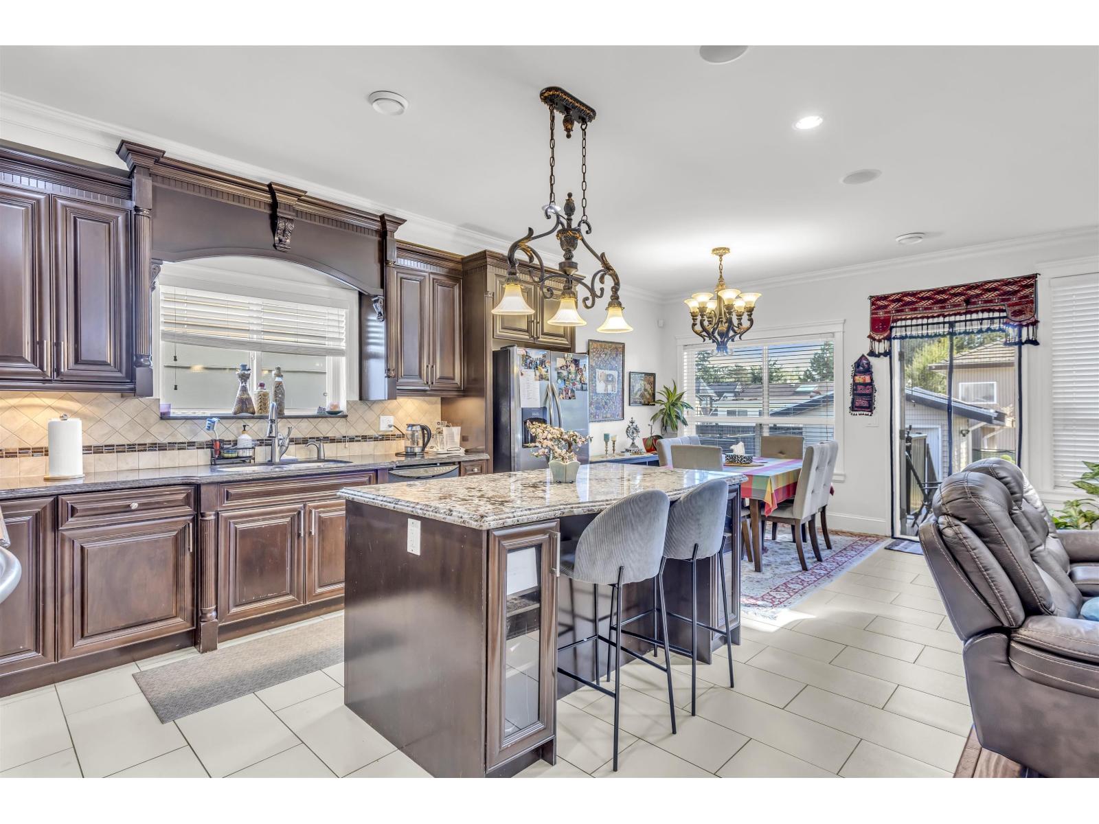 13884 89a Avenue, Surrey, British Columbia  V3V 6K9 - Photo 13 - R3129289