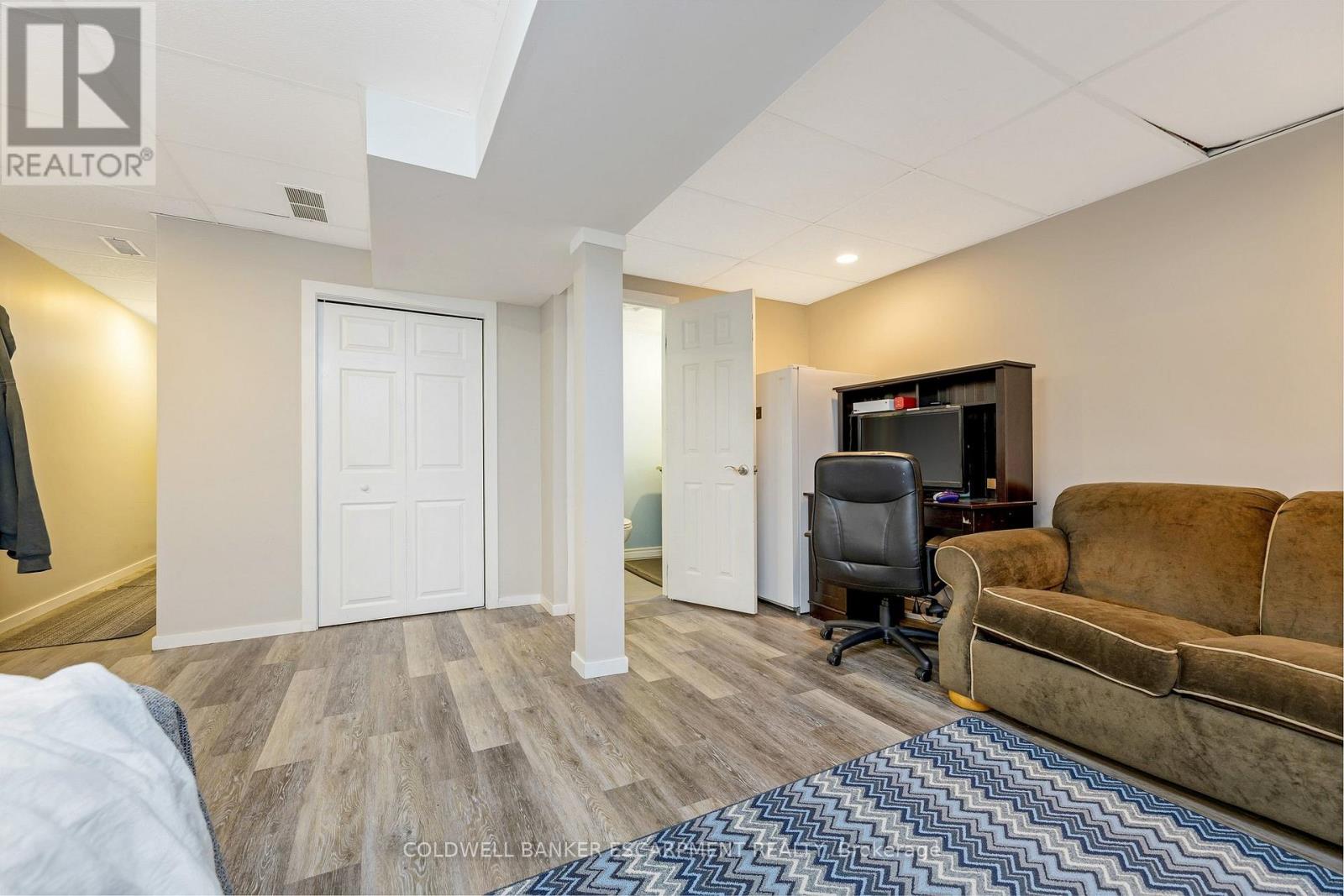 40 Danville Avenue, Halton Hills, Ontario  L7J 2W5 - Photo 22 - W13212086