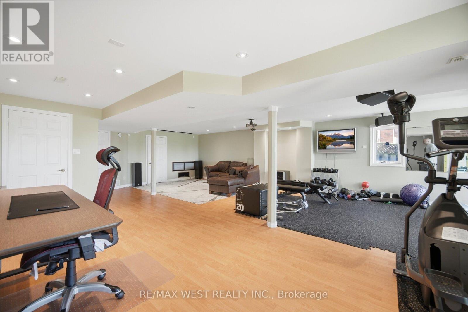 7288 Zinnia Place, Mississauga, Ontario  L5W 1K6 - Photo 42 - W13215376