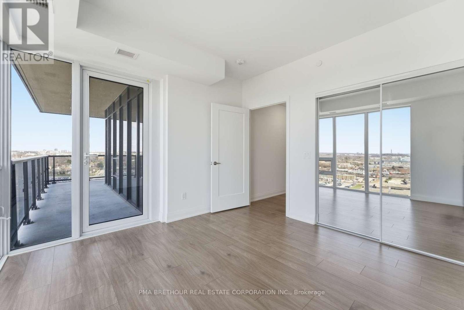 1809 - 1035 Southdown Road, Mississauga, Ontario  L5J 0A2 - Photo 8 - W13215404