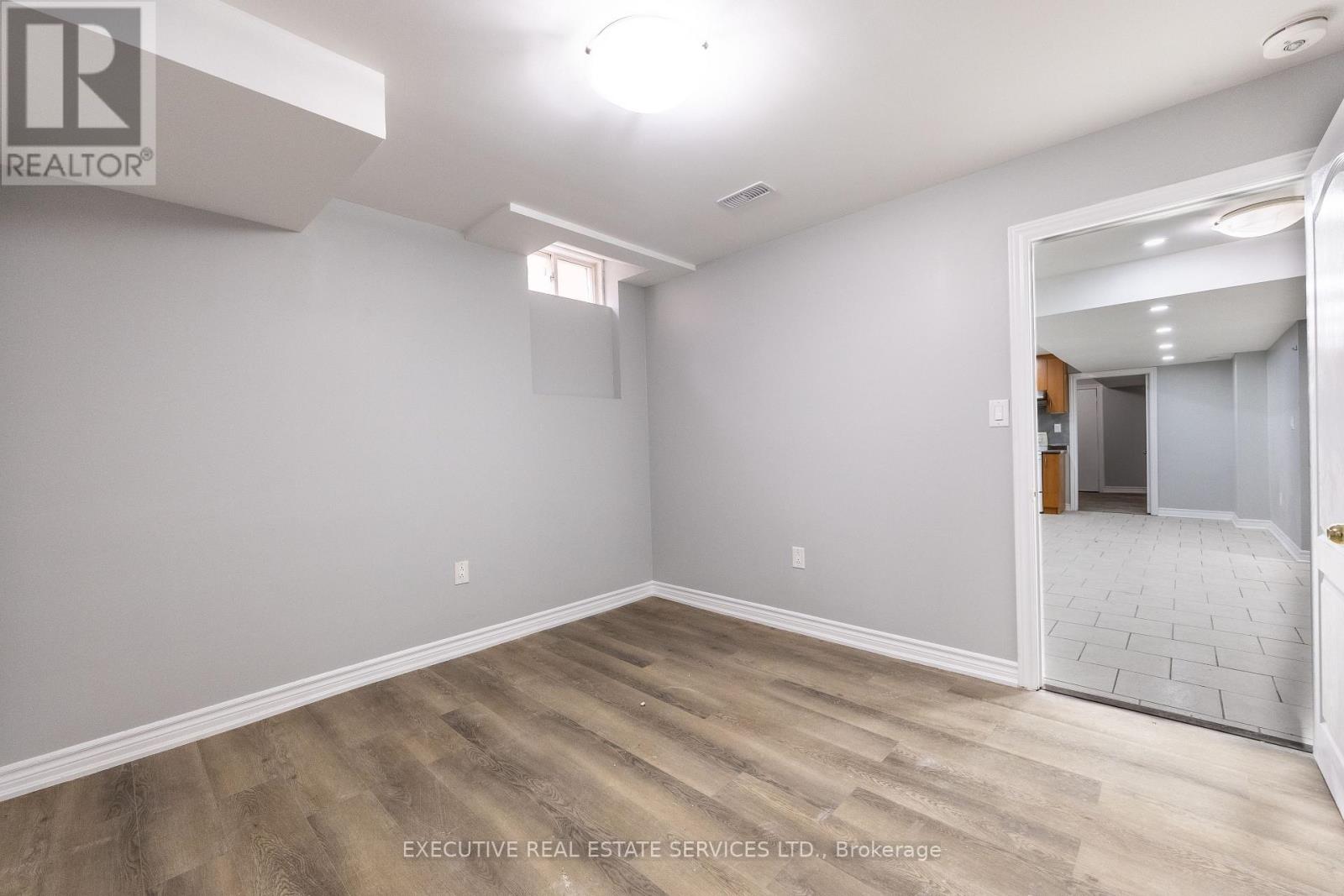 6 Gosling (Basement) Street, Brampton, Ontario  L6Y 0T6 - Photo 11 - W13215442