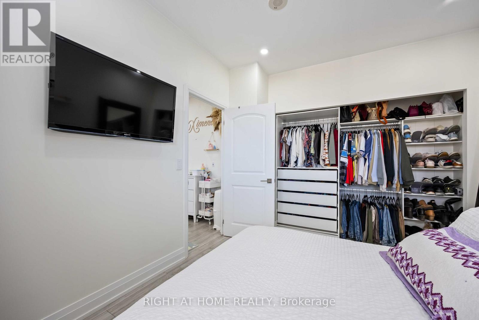 1521 - 1060 Sheppard Avenue W, Toronto, Ontario  M3J 0G7 - Photo 14 - W13215478