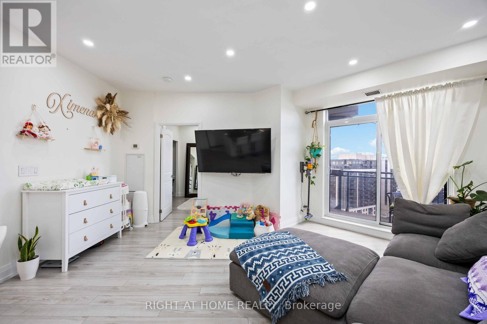 1521 - 1060 Sheppard Avenue W, Toronto, Ontario  M3J 0G7 - Photo 29 - W13215478