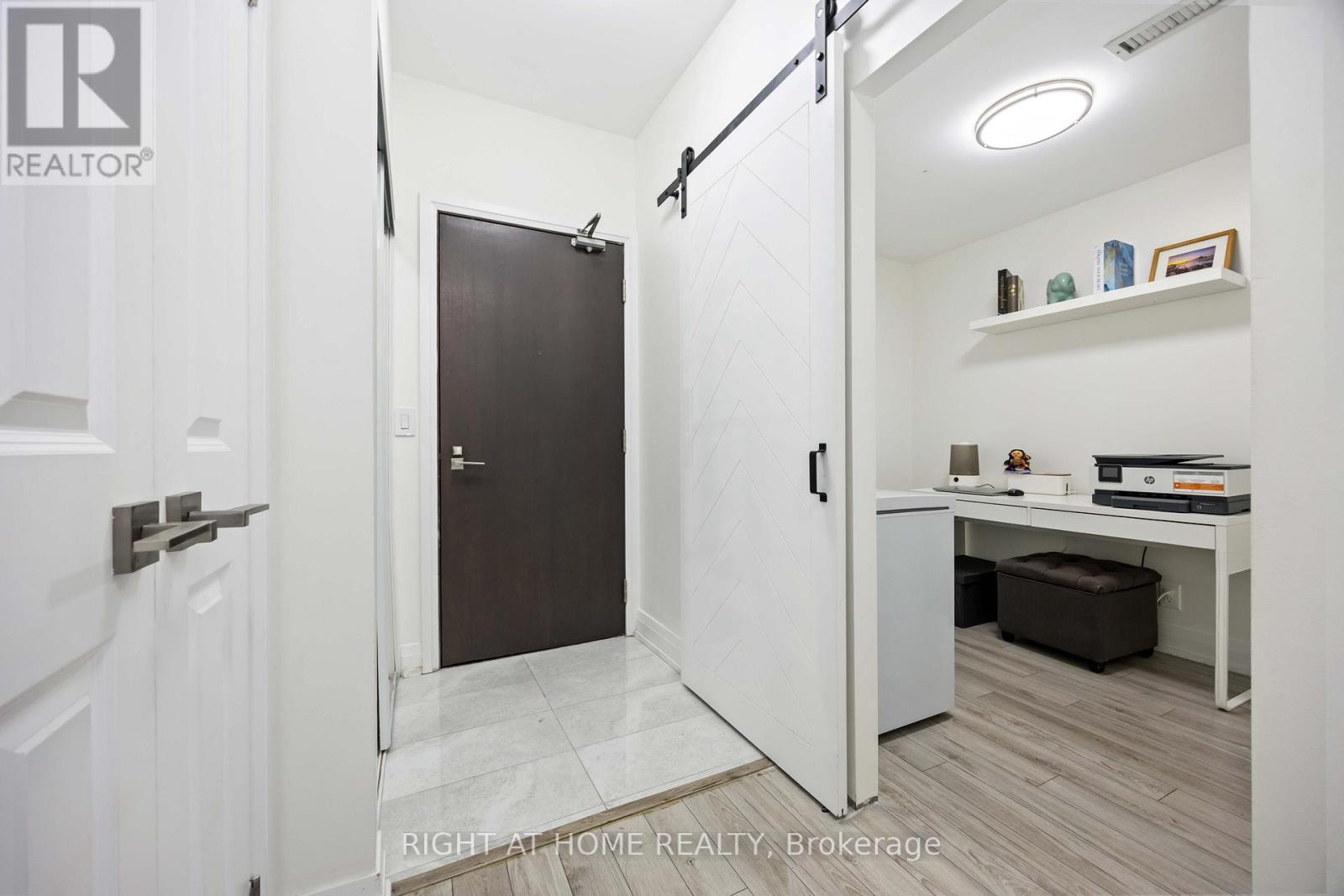1521 - 1060 Sheppard Avenue W, Toronto, Ontario  M3J 0G7 - Photo 9 - W13215478