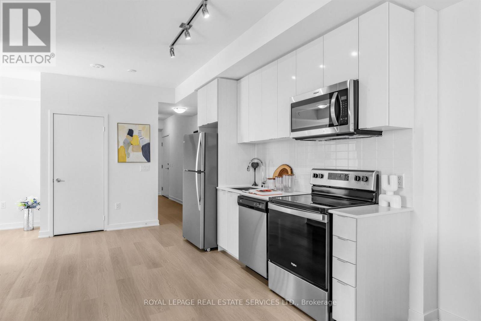 502 - 859 The Queensway, Toronto, Ontario  M8Z 1N8 - Photo 5 - W13215482