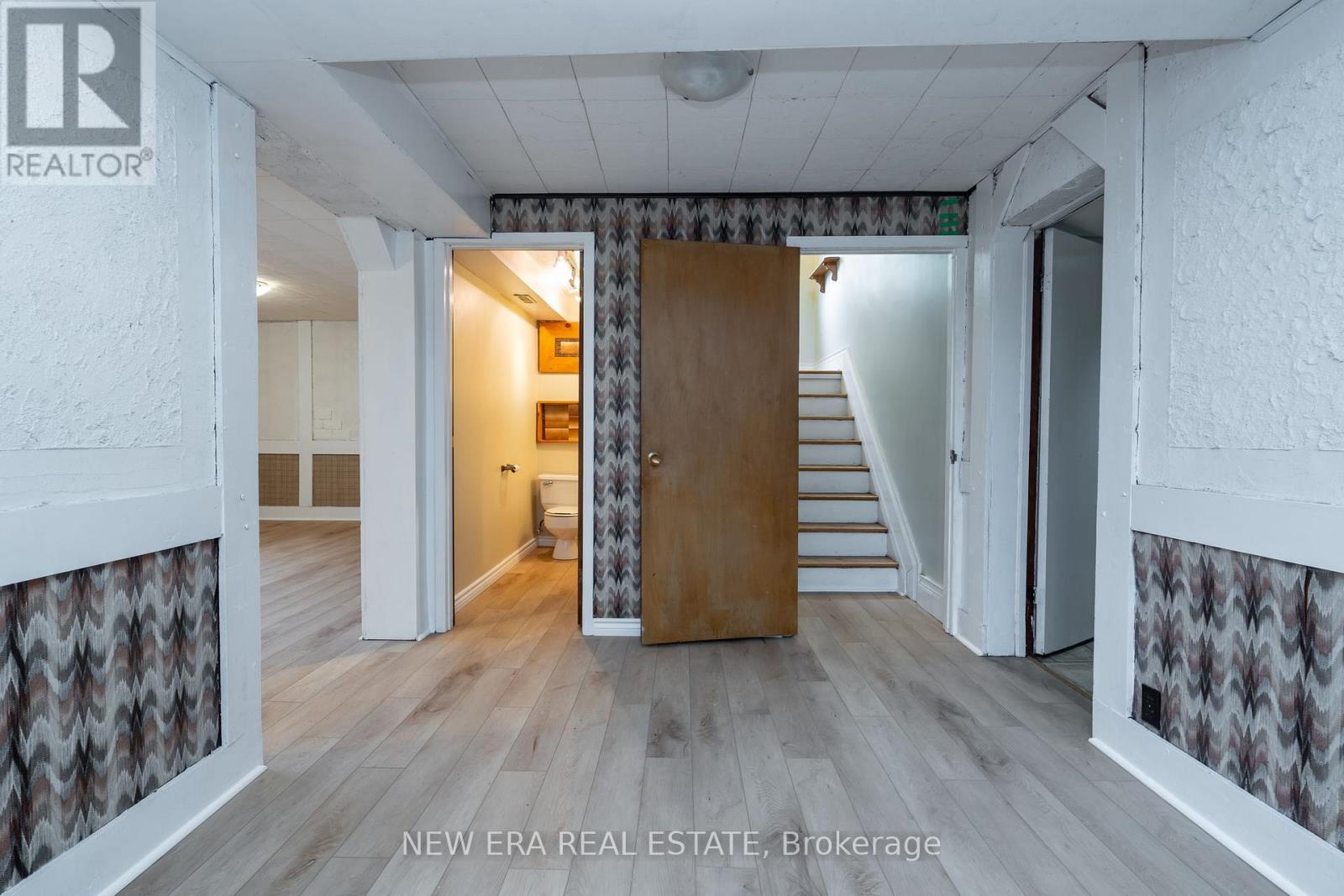 1553 Wembury Road, Mississauga, Ontario  L5J 2L8 - Photo 25 - W13215486