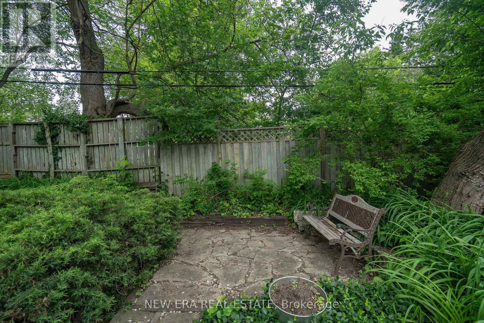 1553 Wembury Road, Mississauga, Ontario  L5J 2L8 - Photo 38 - W13215486