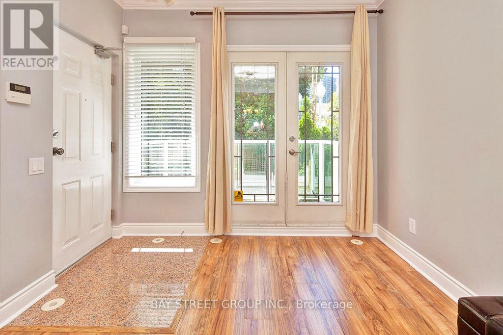32 - 70 Byng Avenue, Toronto, Ontario  M2N 7L9 - Photo 3 - C13215198