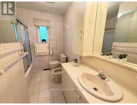 1 Charlemont Crescent, Toronto, Ontario  M1T 1M3 - Photo 21 - E13024476