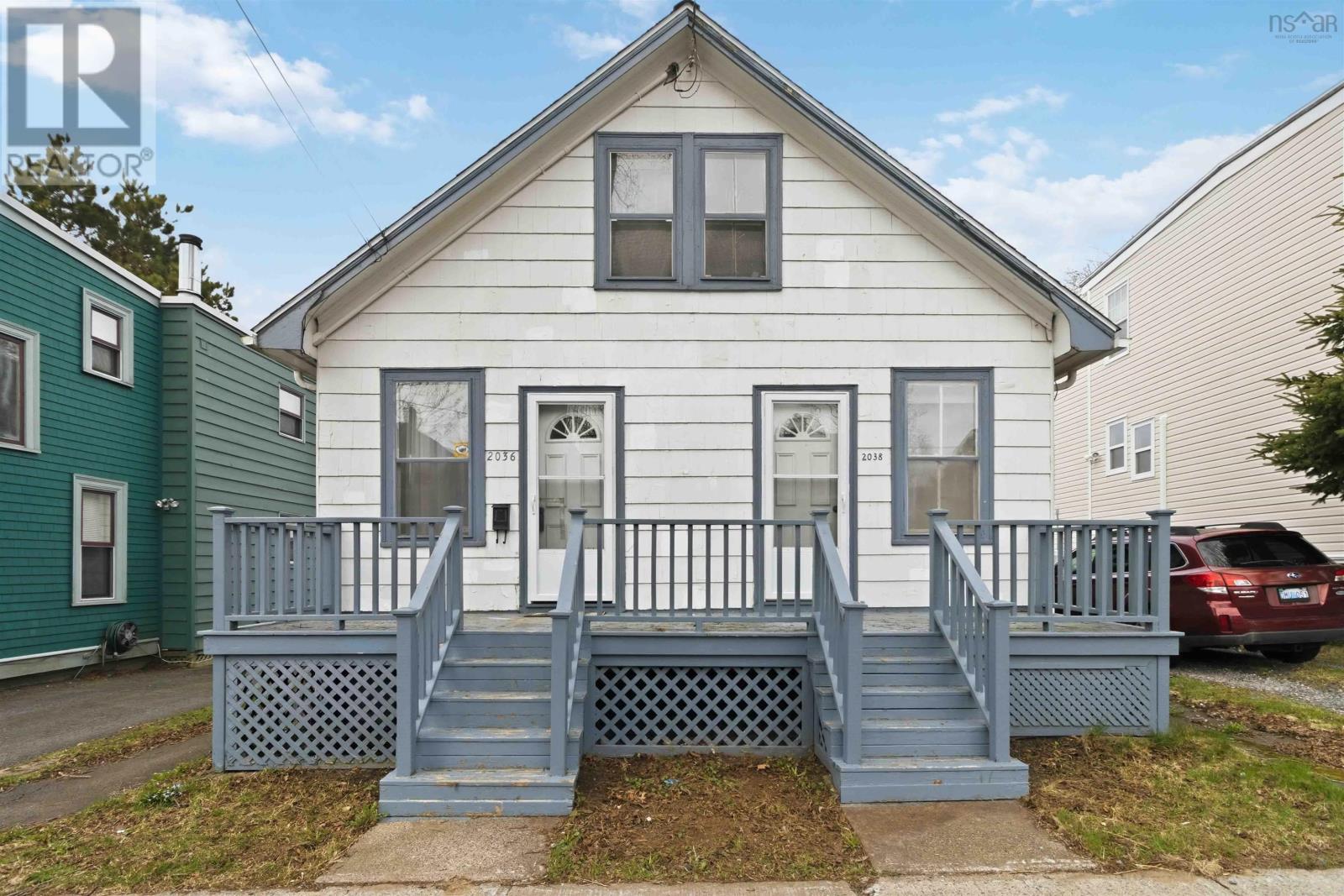2036 Kline Street, Halifax, Nova Scotia  B3L 2X3 - Photo 1 - 202610267