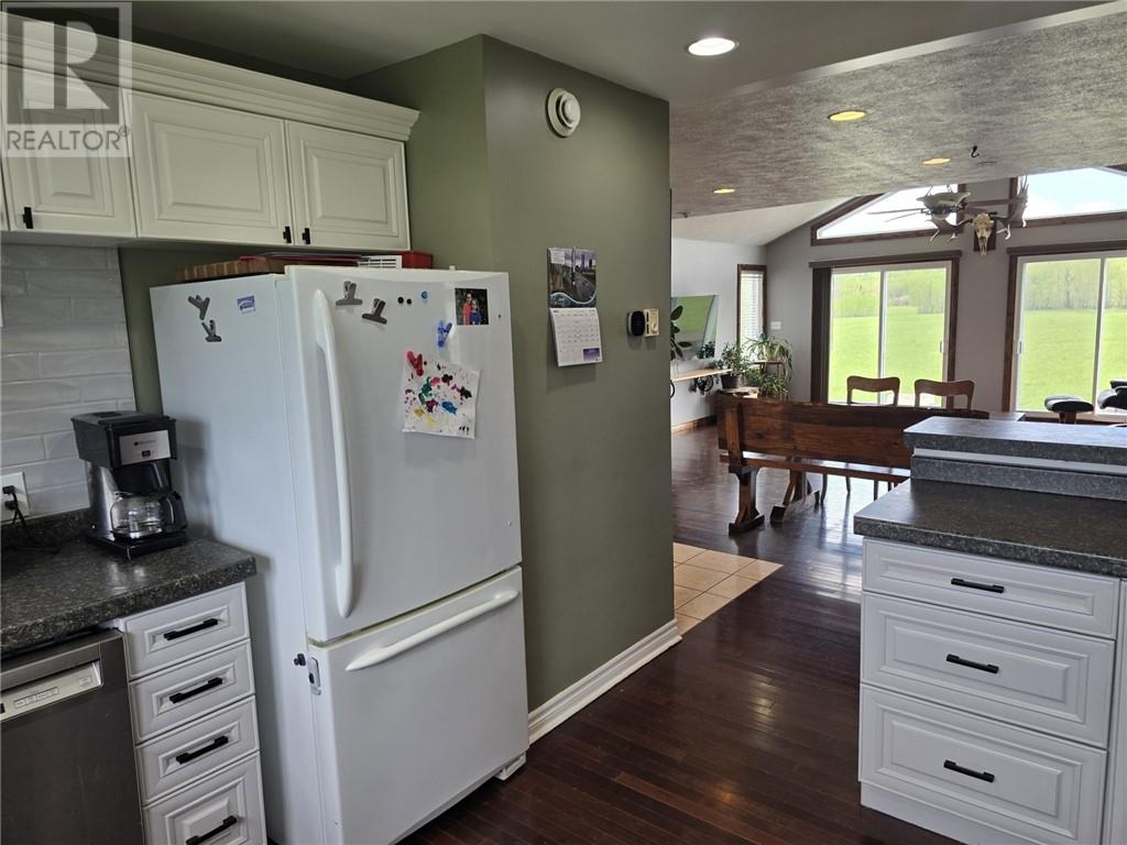 4531 Bidwell Rd, Nemi, Ontario  P0P 1W0 - Photo 9 - 2128168
