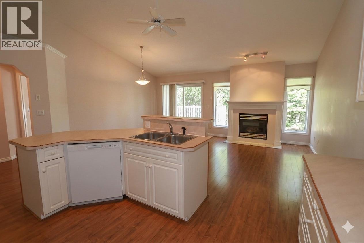 2775 Rotary Drive, Kimberley, British Columbia V1A 3E4 - Photo 6 - 10388753
