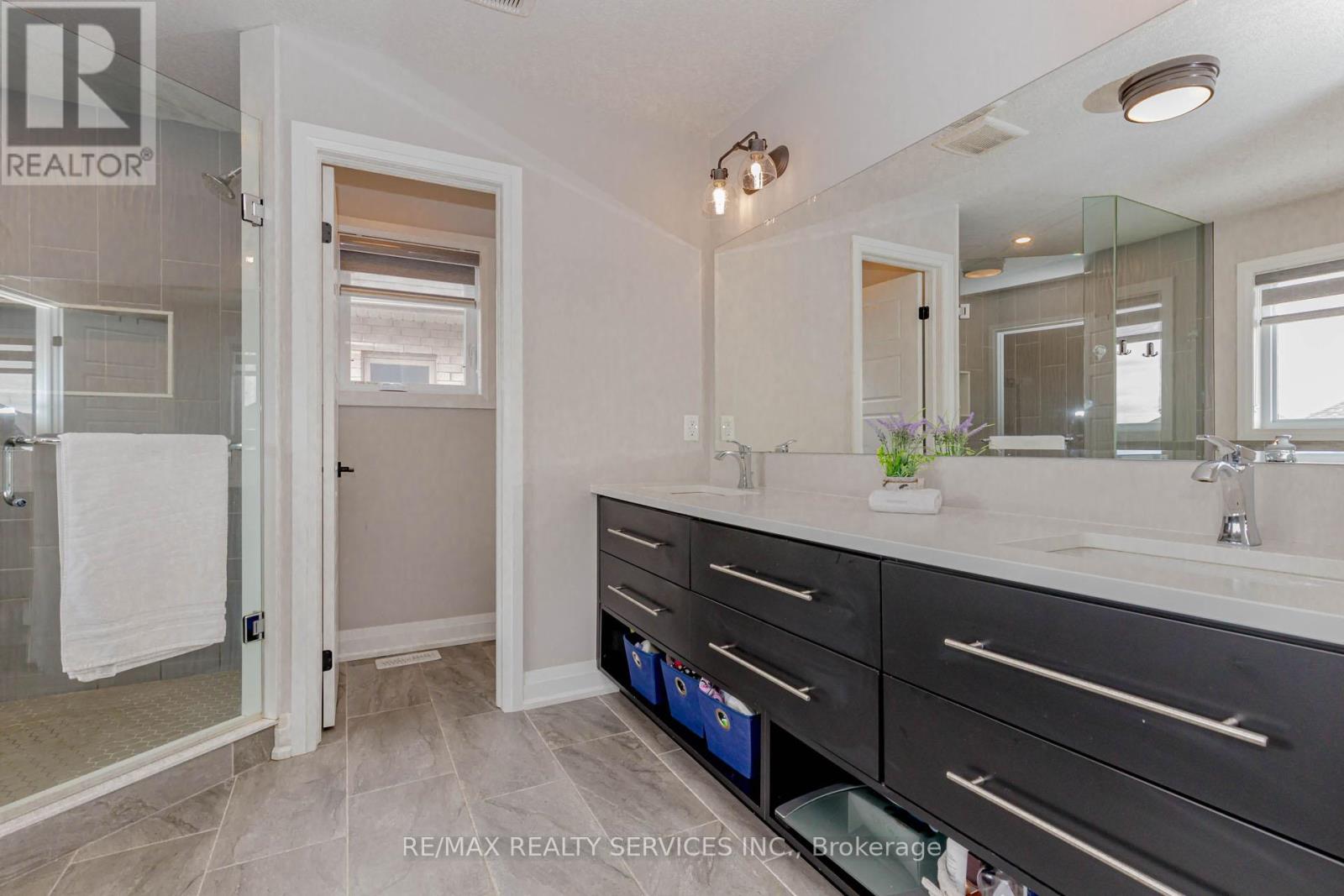 130 Pondcliffe Drive, Kitchener, Ontario  N2R 0M4 - Photo 36 - X13215412