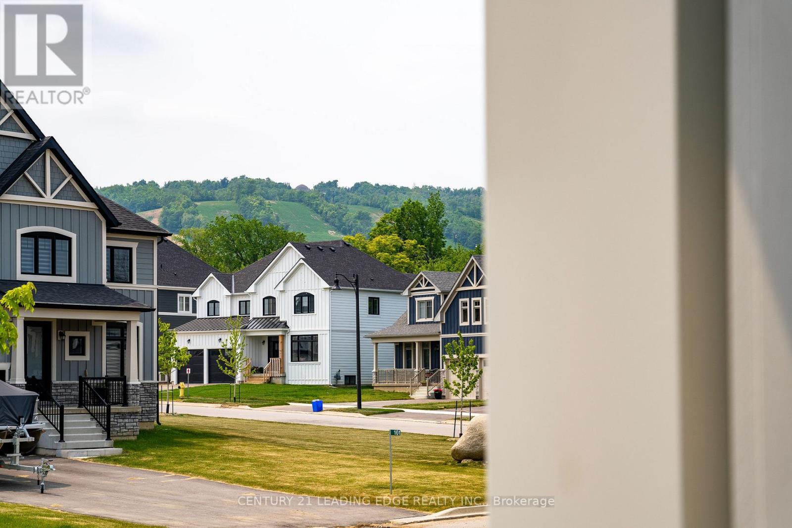 102 Reed Way, Blue Mountains, Ontario  L9Y 4P5 - Photo 4 - X13215416