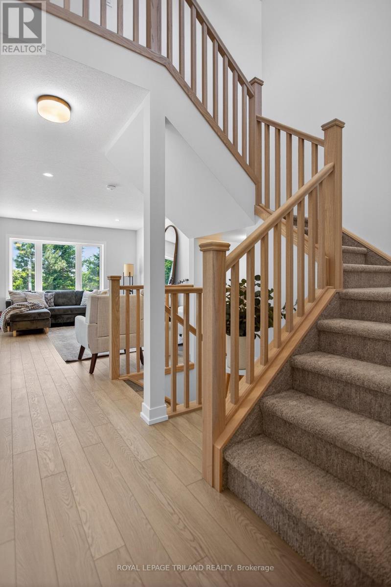 121 Styles Drive, St. Thomas, Ontario  N5R 0N8 - Photo 10 - X12369649