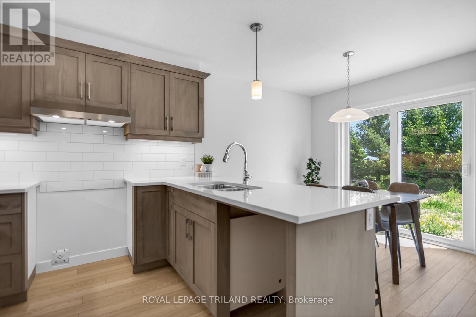 121 Styles Drive, St. Thomas, Ontario  N5R 0N8 - Photo 18 - X12369649