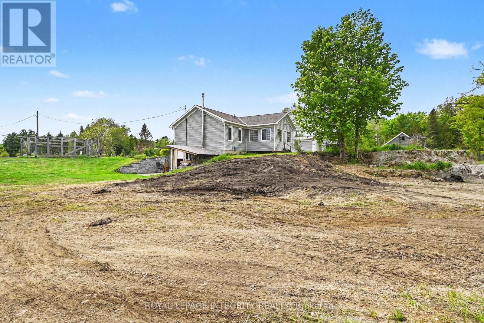 8688 Hwy 511 Highway, Lanark Highlands, Ontario  K0G 1K0 - Photo 32 - X12719020