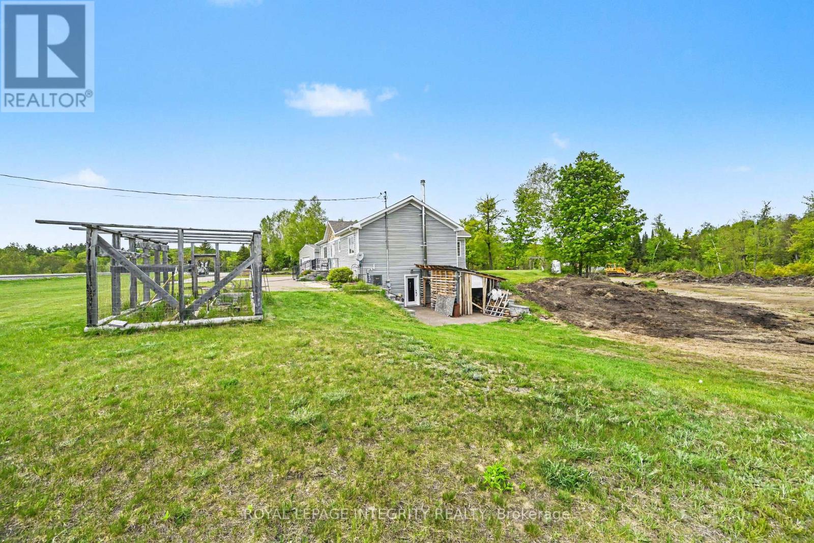8688 Hwy 511 Highway, Lanark Highlands, Ontario  K0G 1K0 - Photo 33 - X12719020