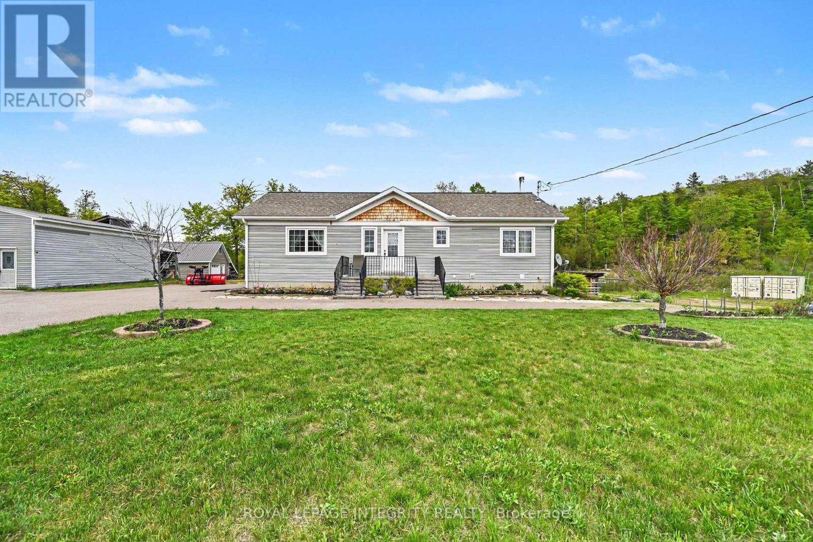 8688 Hwy 511 Highway, Lanark Highlands, Ontario  K0G 1K0 - Photo 5 - X12719020