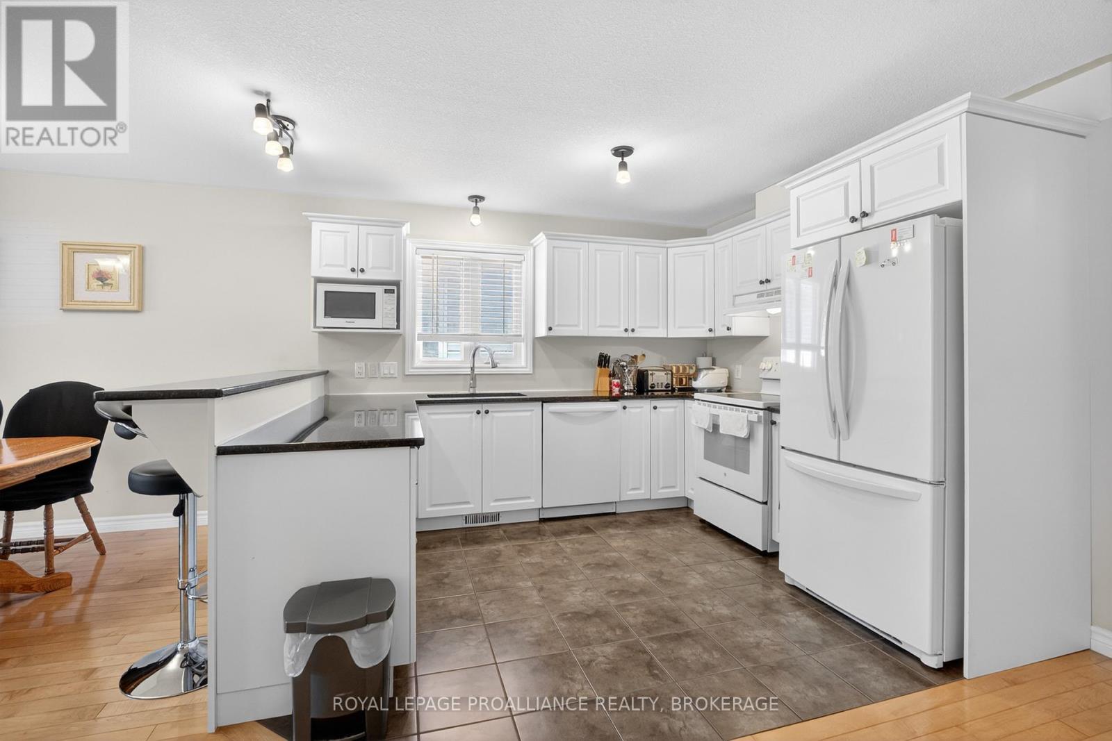 1097 Crossfield Avenue, Kingston, Ontario  K7P 0G7 - Photo 19 - X13215714
