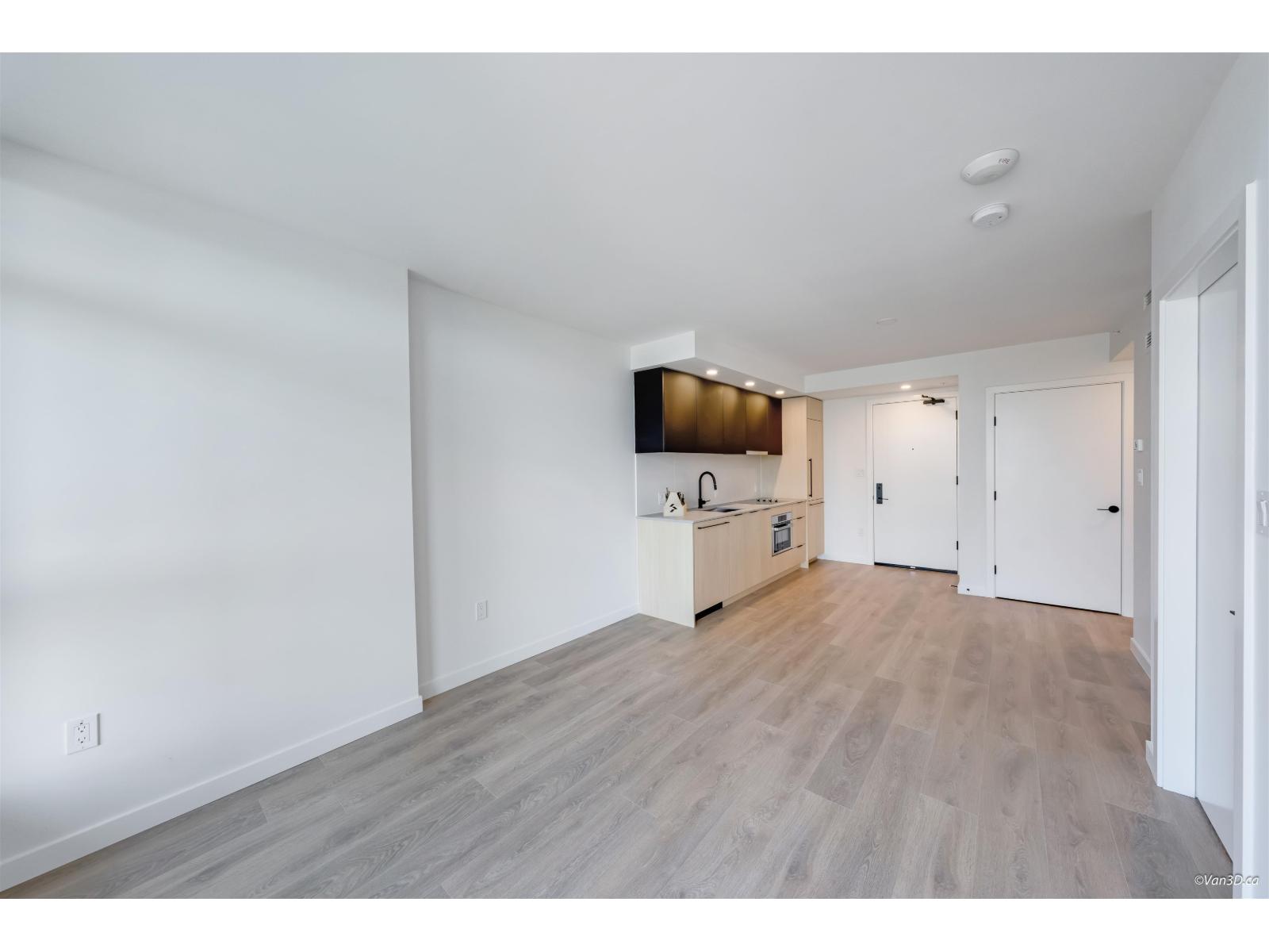 1710 13738 Central Avenue, Surrey, British Columbia  V3T 0X5 - Photo 11 - R3129316