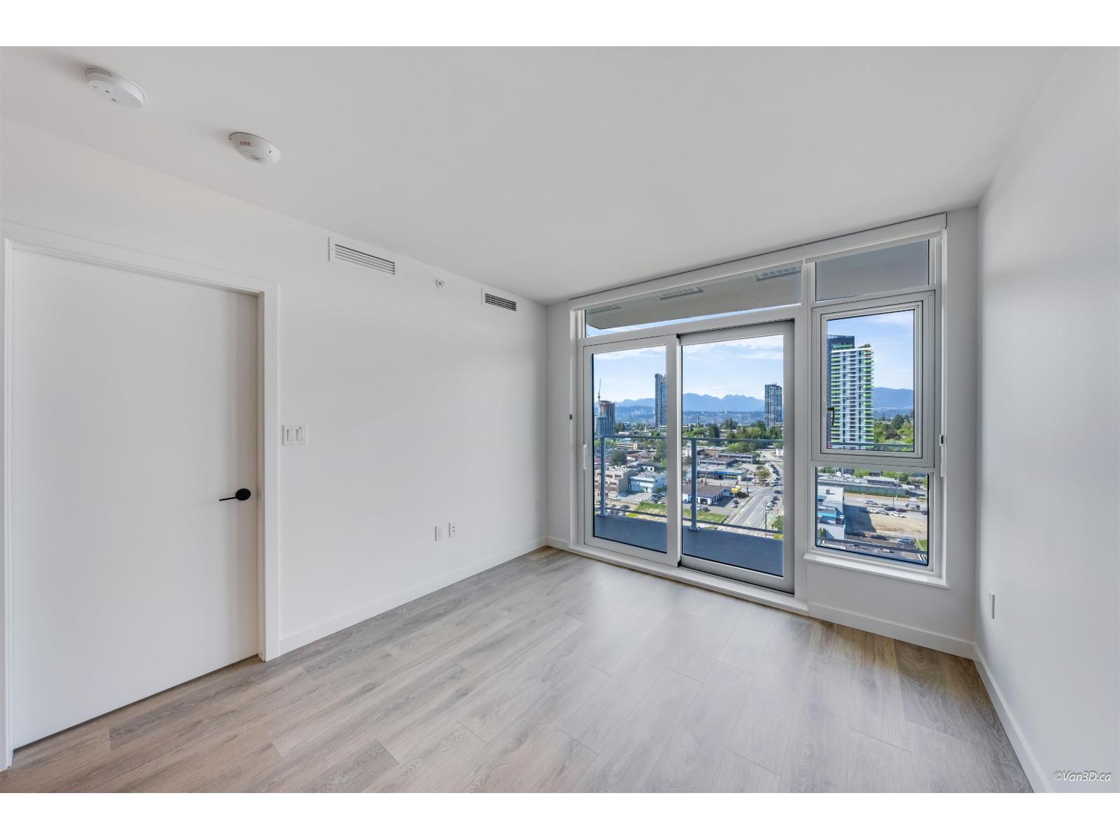 1710 13738 Central Avenue, Surrey, British Columbia  V3T 0X5 - Photo 14 - R3129316