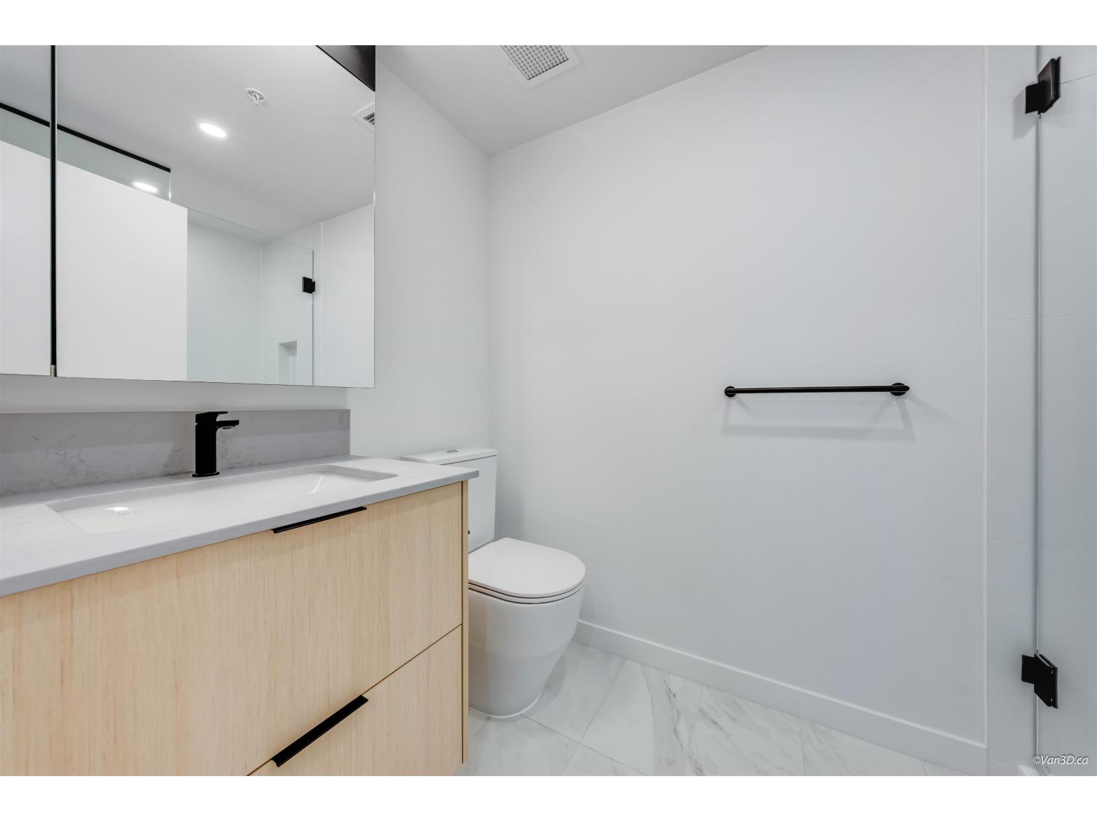 1710 13738 Central Avenue, Surrey, British Columbia  V3T 0X5 - Photo 22 - R3129316