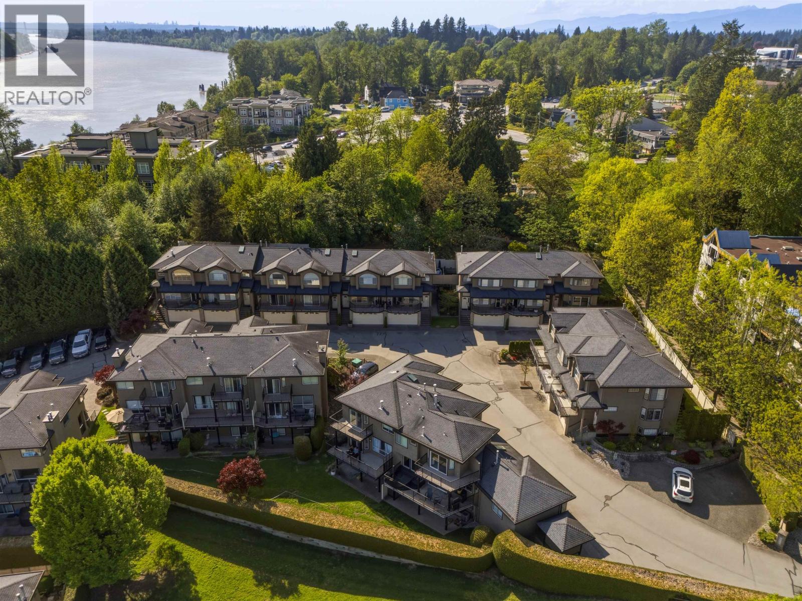 4 22488 116 Avenue, Maple Ridge, British Columbia  V2X 0X6 - Photo 3 - R3129638