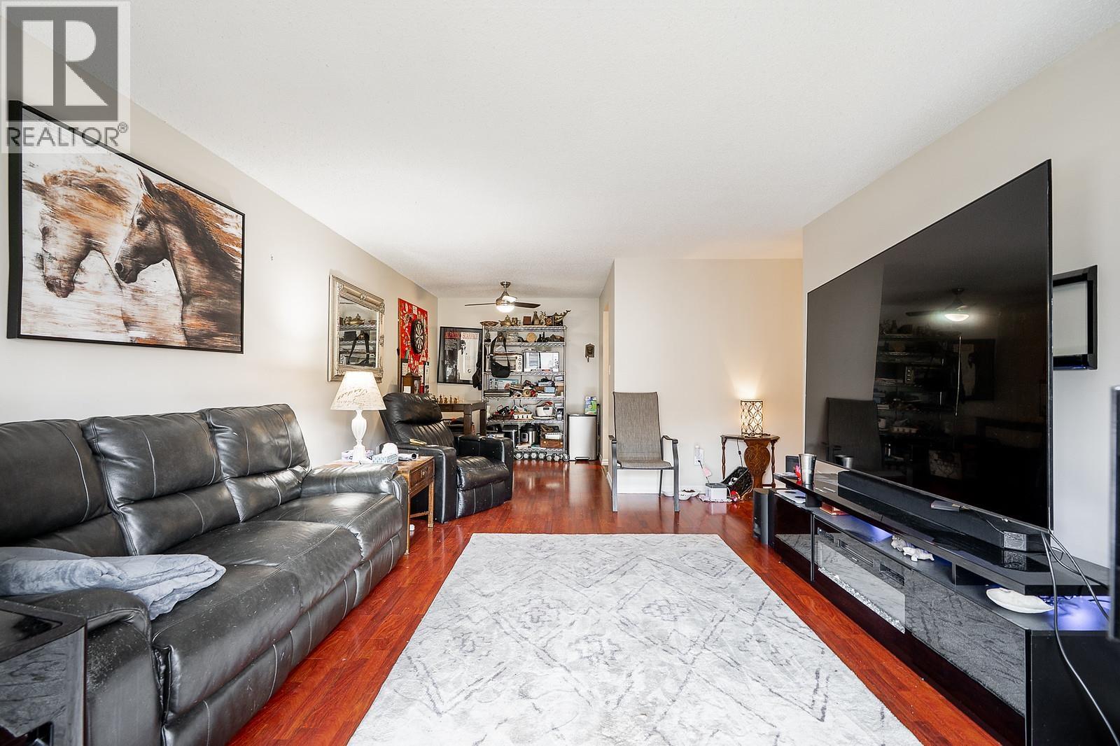 402 365 Ginger Drive, New Westminster, British Columbia V3L 5L5 - Photo 7 - R3129249