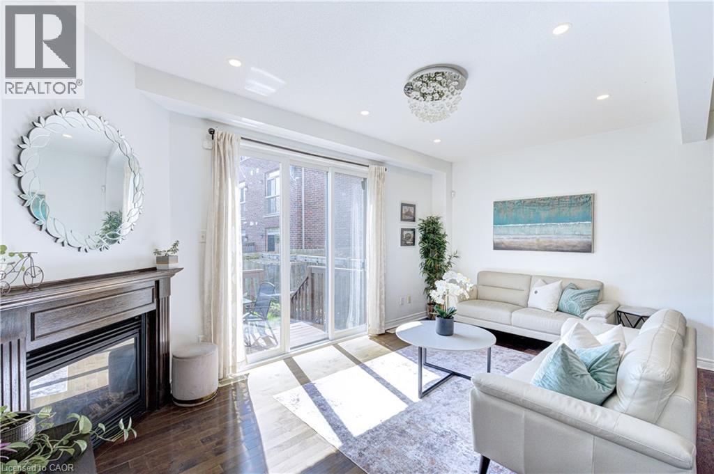2325 Stone Glen Crescent, Oakville, Ontario  L6M 0C9 - Photo 9 - 40822937