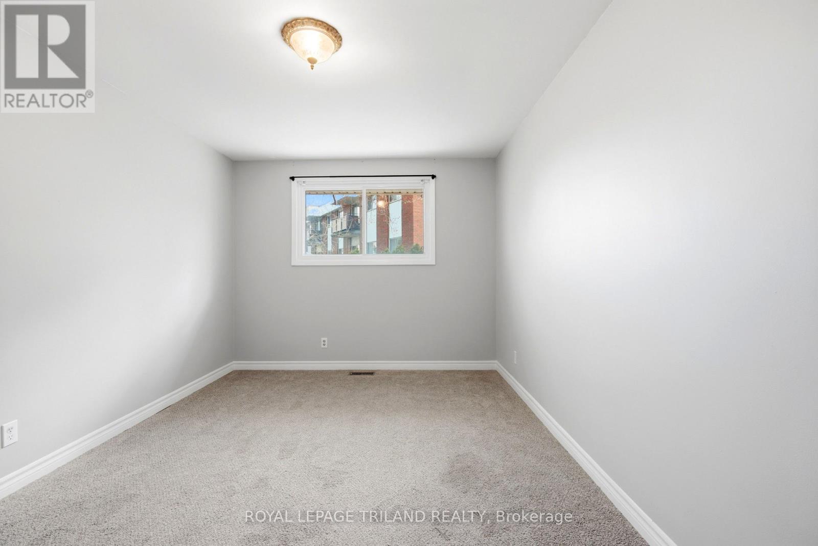 A - 195b Cedarvale Crescent, Waterloo, Ontario  N2L 4T3 - Photo 13 - X13215562