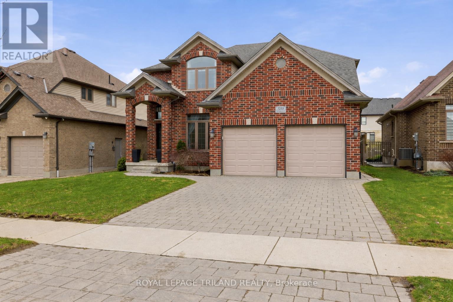 3208 Morgan Avenue, London South, Ontario  N6L 0B8 - Photo 3 - X13215792
