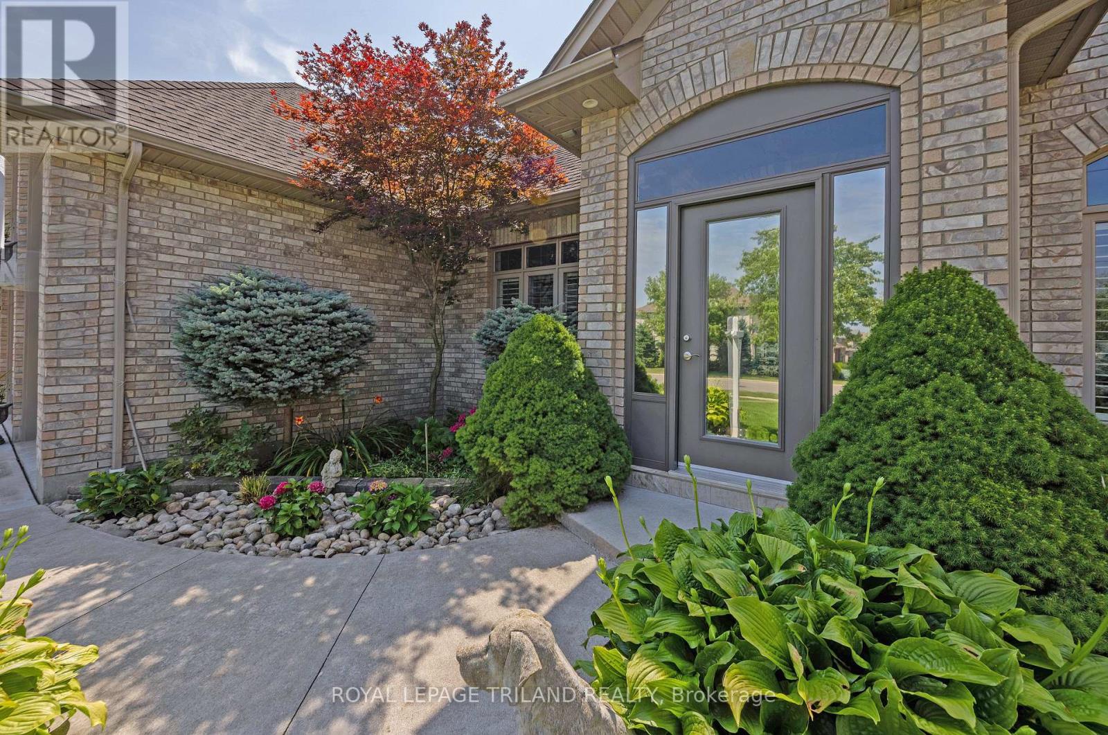 2285 Lilac Avenue, London South, Ontario  N6K 5E1 - Photo 3 - X13215838