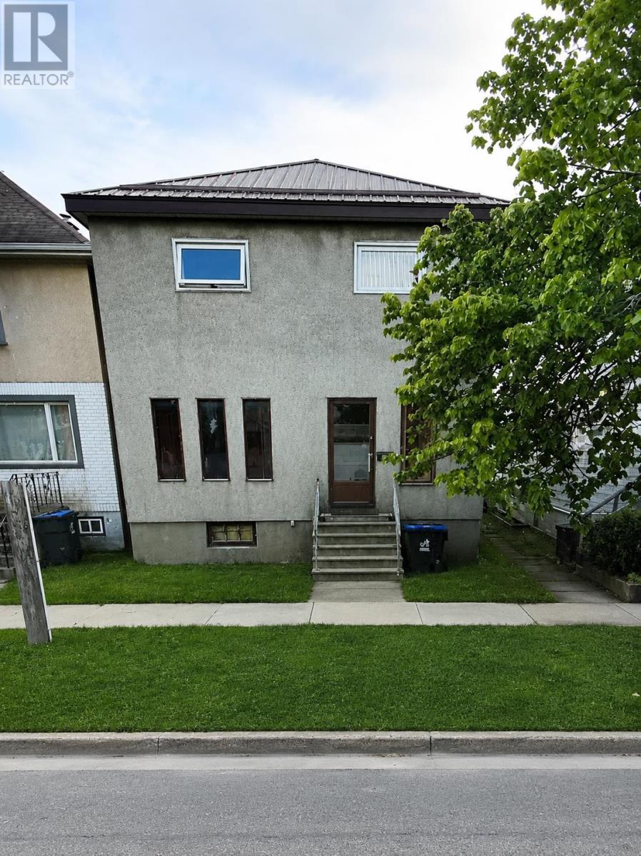 326 Ogden St, Thunder Bay, Ontario  P7C 2N3 - Photo 2 - TB2601251