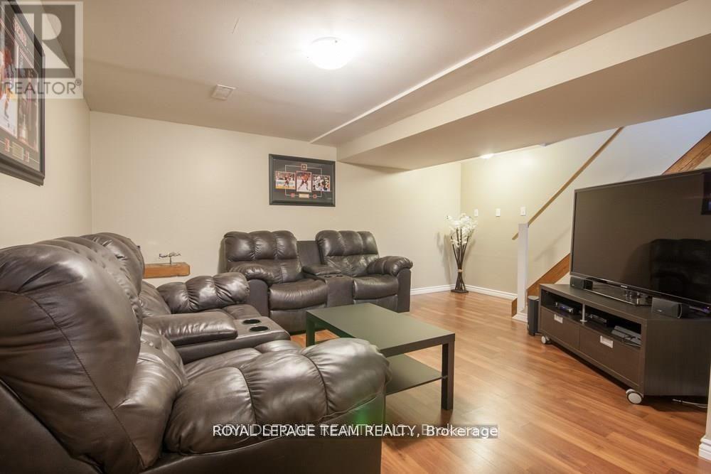 183 Mcelroy Drive, Ottawa, Ontario K2L 1X7 - Photo 15 - X13215536