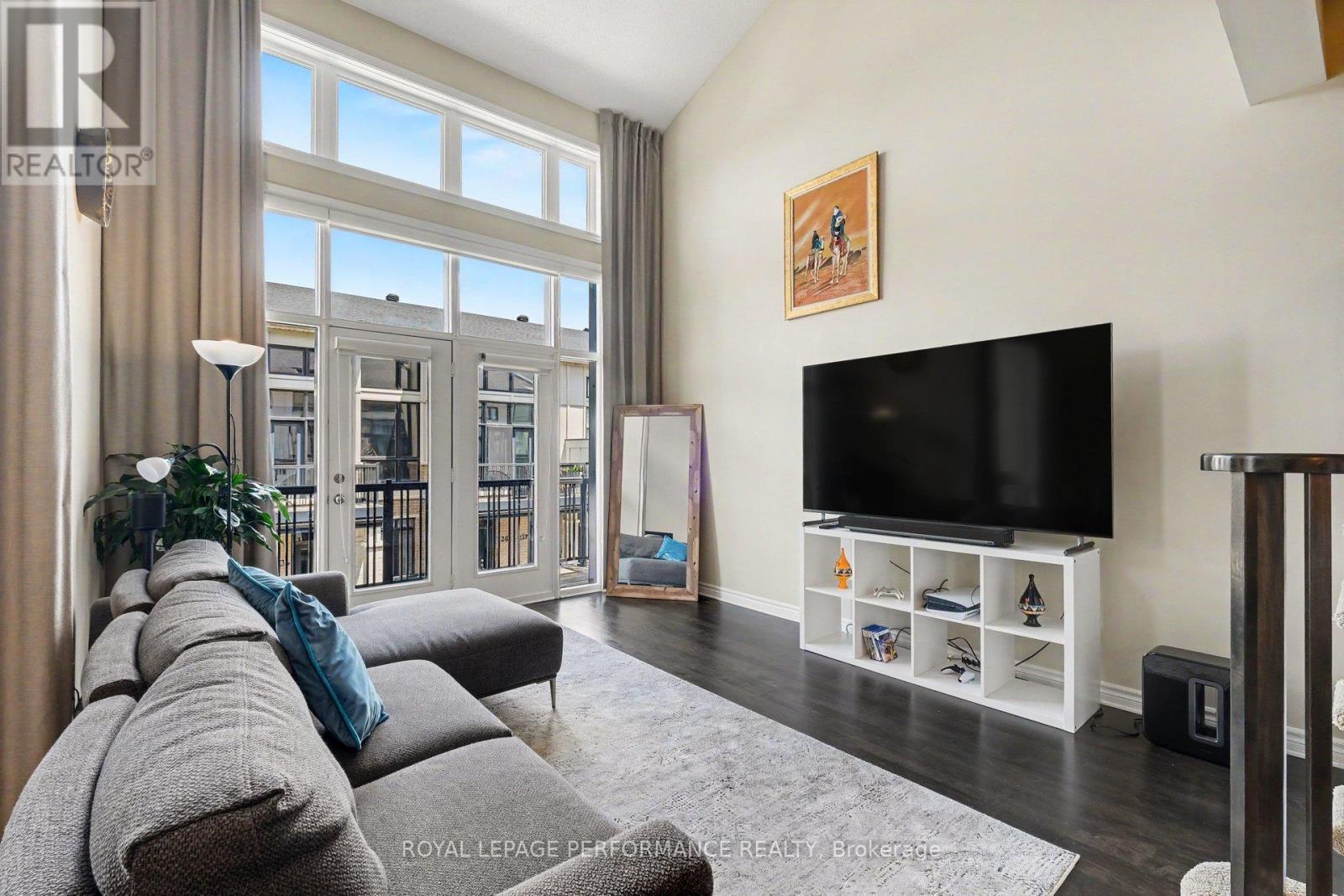 220 Pembina Private, Ottawa, Ontario K4M 0G7 - Photo 4 - X13215672