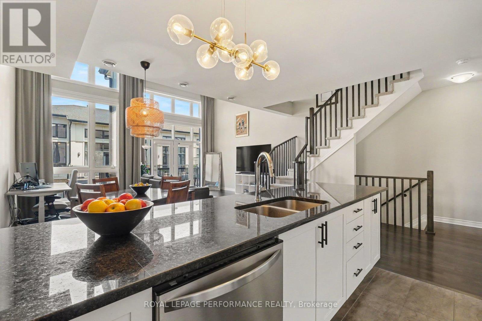 220 Pembina Private, Ottawa, Ontario K4M 0G7 - Photo 9 - X13215672