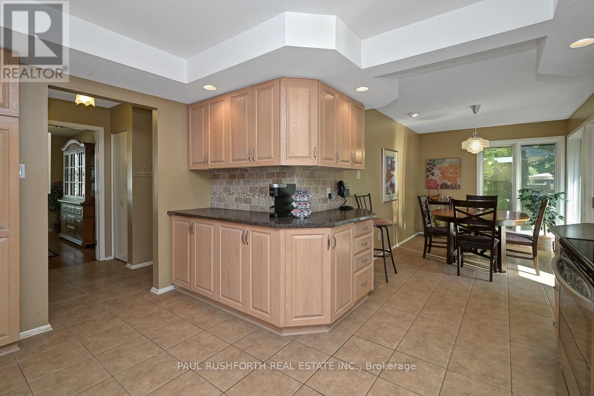 10 Cosburn Avenue, Ottawa, Ontario K2H 8A1 - Photo 11 - X13215726