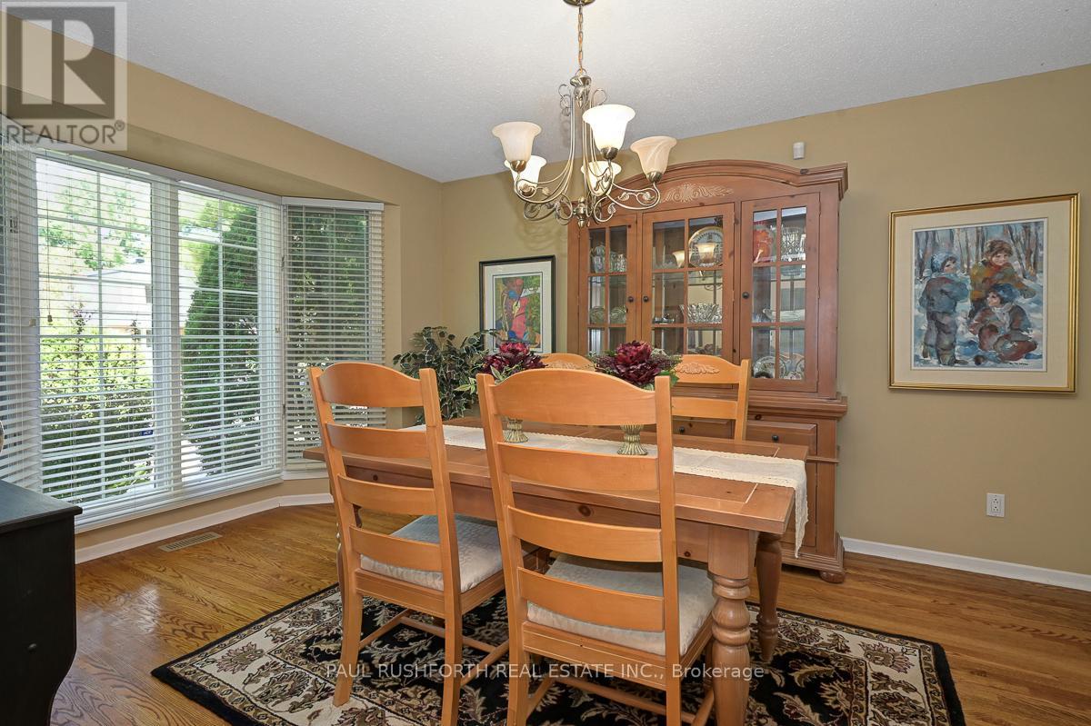 10 Cosburn Avenue, Ottawa, Ontario K2H 8A1 - Photo 7 - X13215726