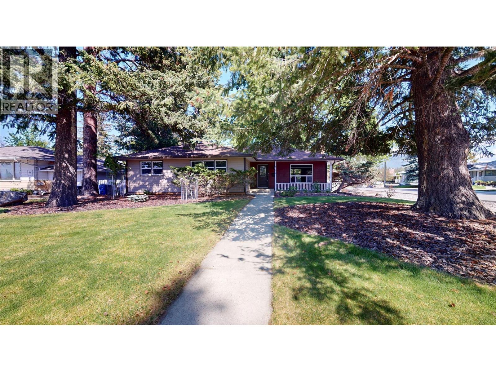 522 13th Avenue S, Cranbrook, British Columbia V1C 2W4 - Photo 33 - 10389426