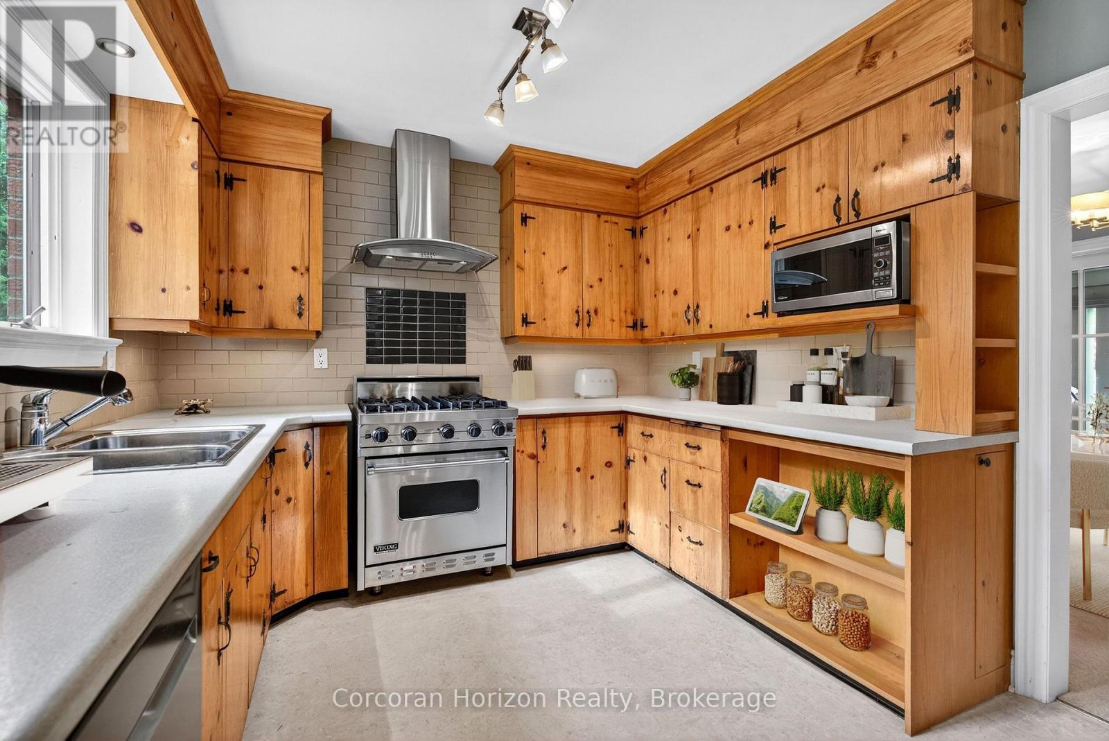 110 Mansfield Drive, Hamilton, Ontario  L9G 1M7 - Photo 14 - X13215578