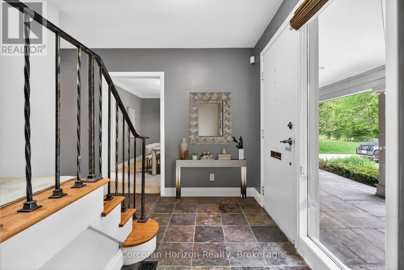 110 Mansfield Drive, Hamilton, Ontario  L9G 1M7 - Photo 4 - X13215578